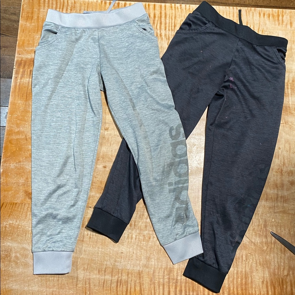 Adidas girls sweatpants - 2 pair - one gray one black - size 7/8 small